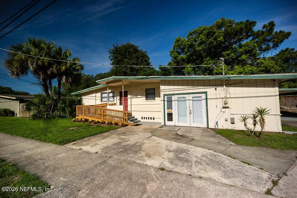 1794 Rogero Road B, Jacksonville