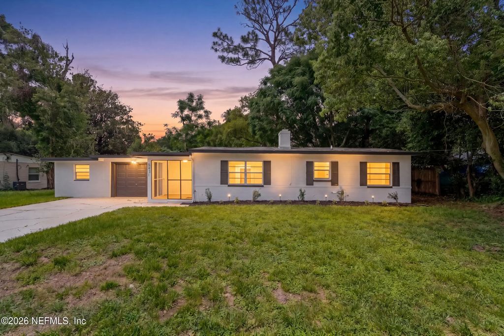5431 River Forest Drive, Jacksonville