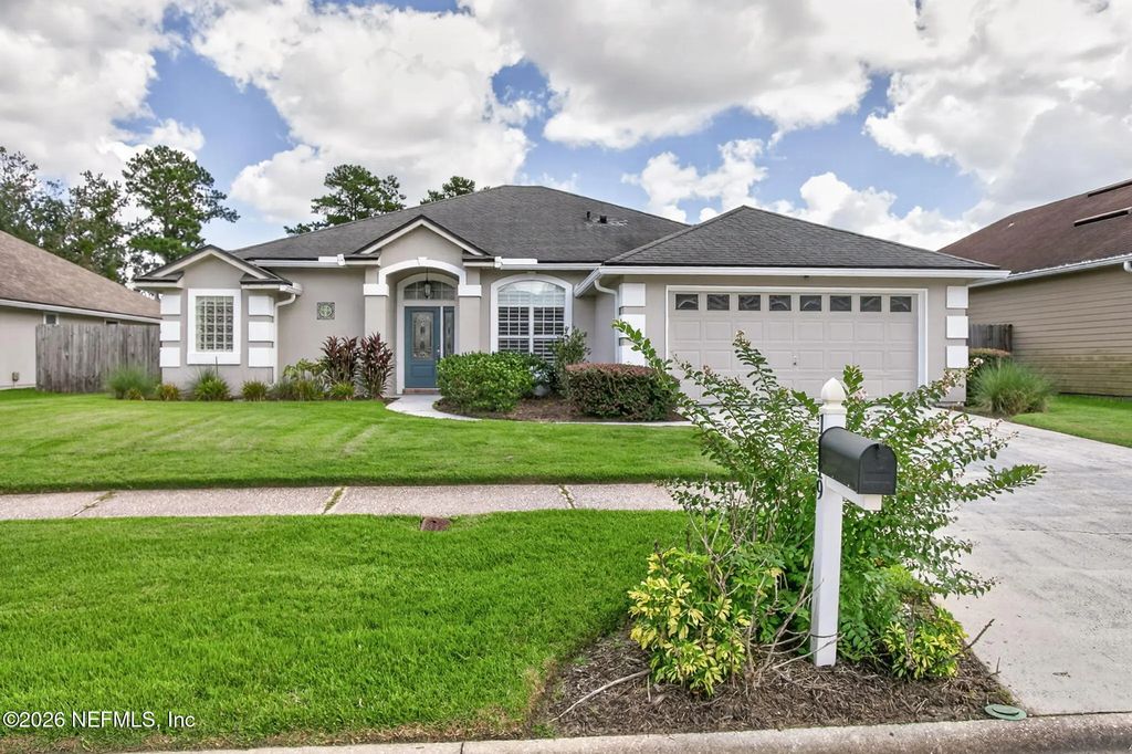 1919 Captiva Drive, Middleburg