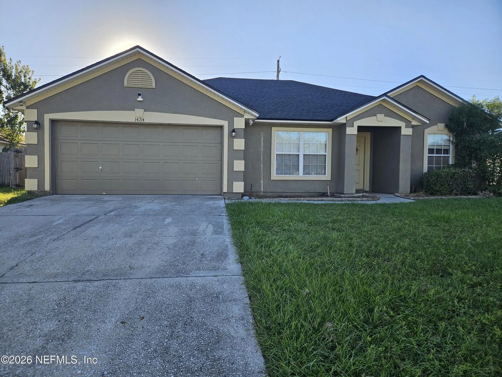 1434 Summit Oaks Drive W, Jacksonville