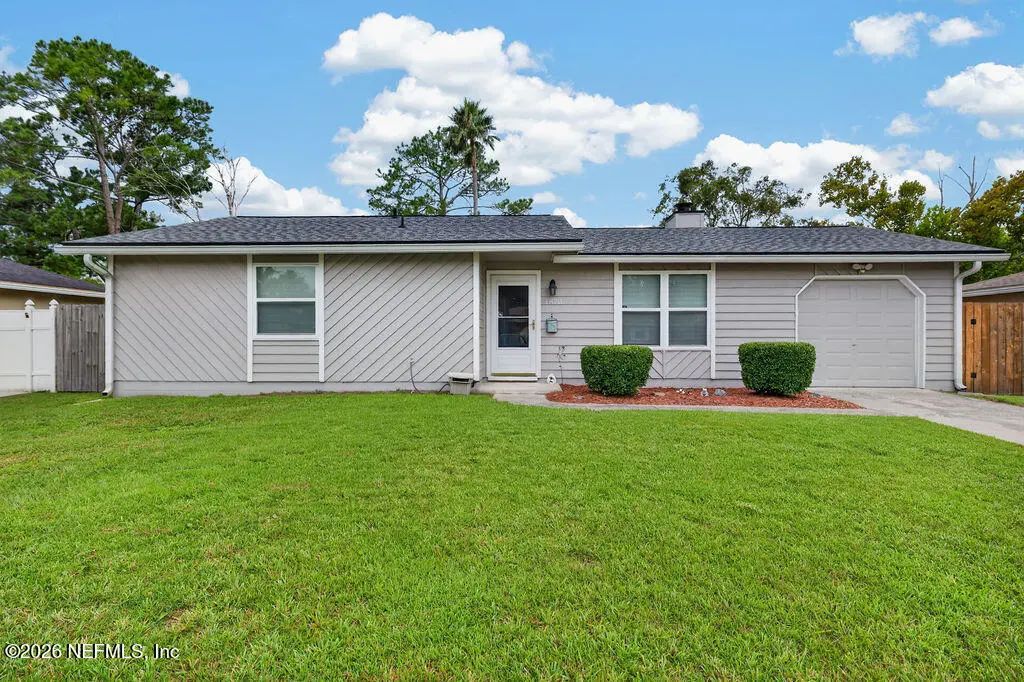 1870 Shannon Lake Drive, Middleburg