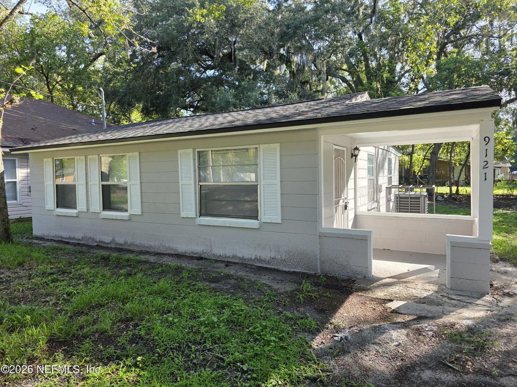9121 Adams Avenue, Jacksonville