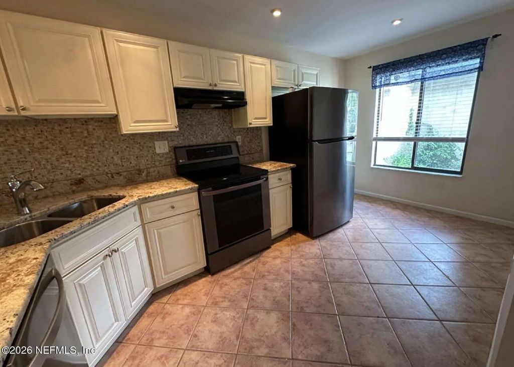7701 Baymeadows Circle W 1025, Jacksonville