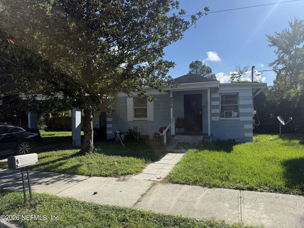 4975 Paris Avenue, Jacksonville