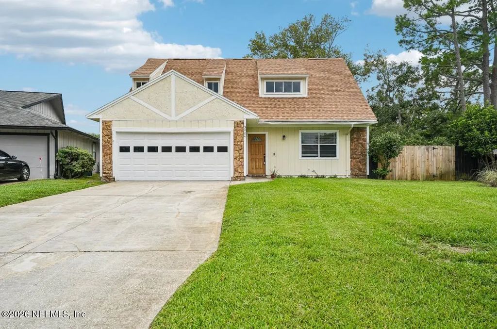 13004 Twin Pines Circle S, Jacksonville
