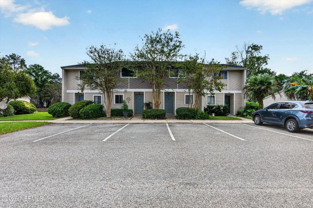 3801 Crown Point Road 2152, Jacksonville