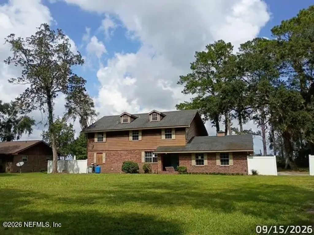 1209 Eagle Bend Court, Jacksonville