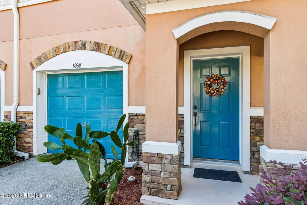 5938 Pavilion Drive, Jacksonville