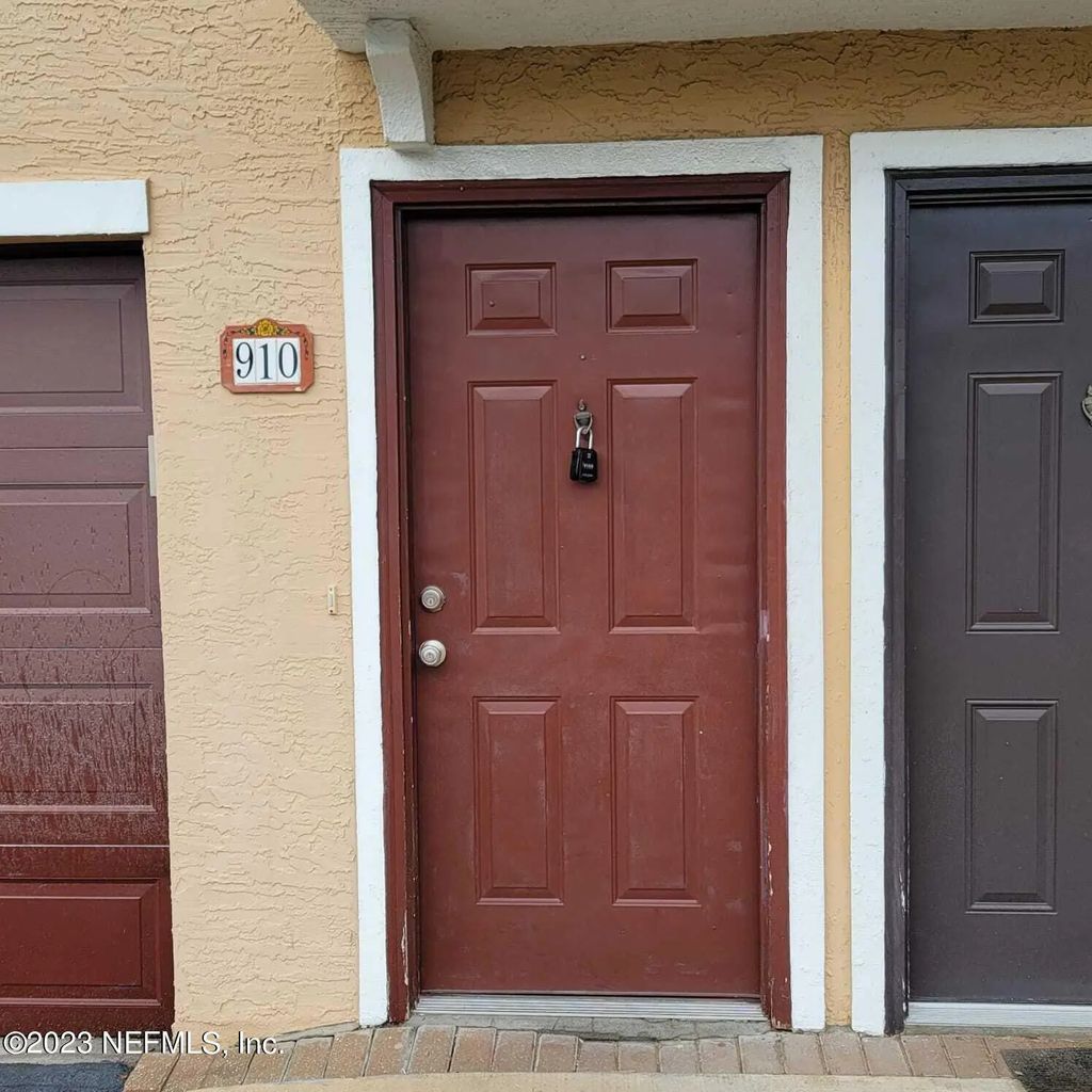 10075 Gate Parkway N 910, Jacksonville