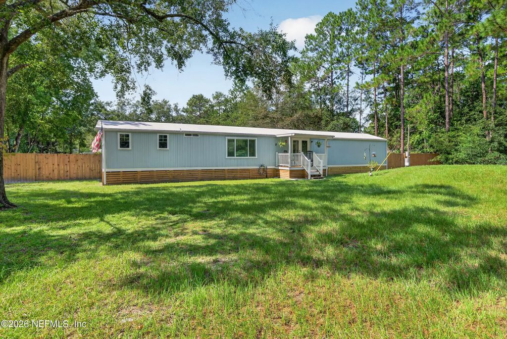 4731 Mayflower Street, Middleburg