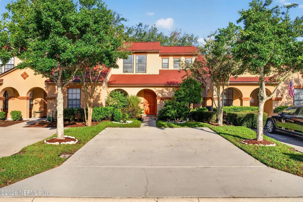 353 Redwood Lane, Jacksonville