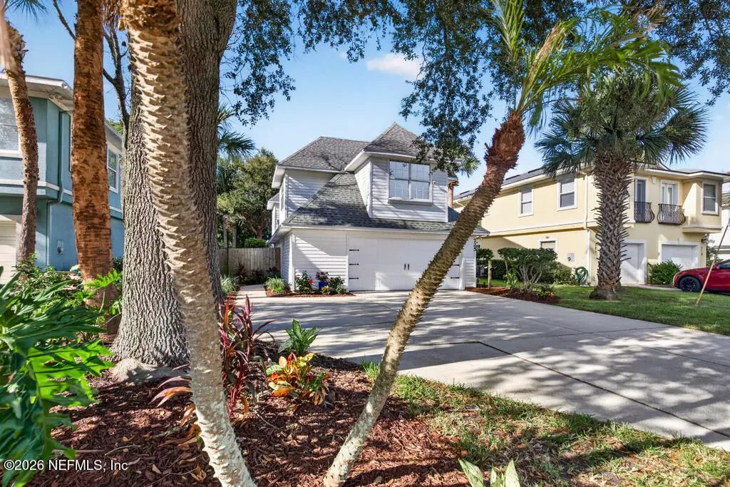 725 11th Avenue S, Jacksonville Beach