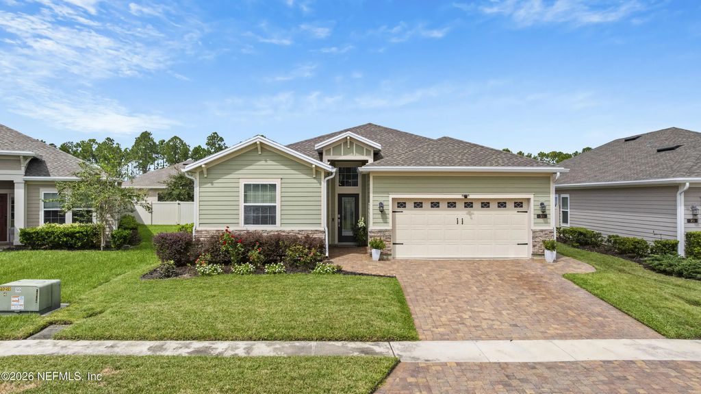 30 Japura Court, St. Johns
