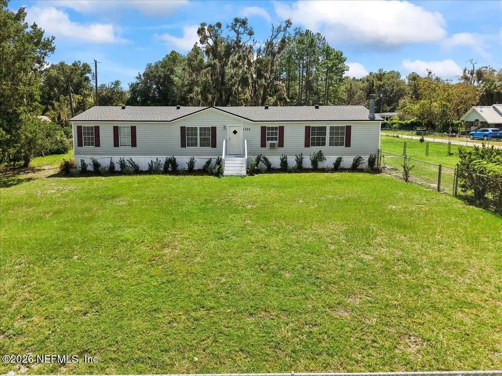 1703 Shedd Road, Green Cove Springs
