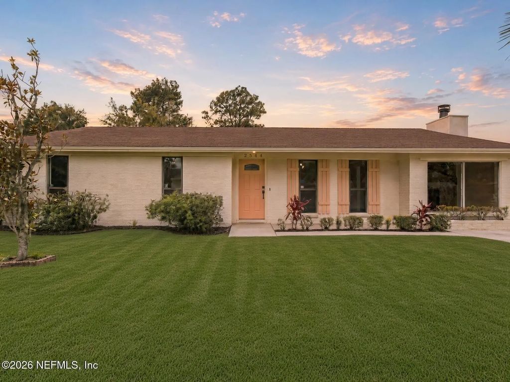 2544 Spring Lake Road, Jacksonville