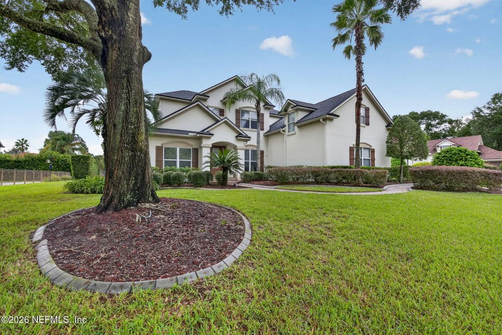 3842 Deer Chase Place E, Jacksonville