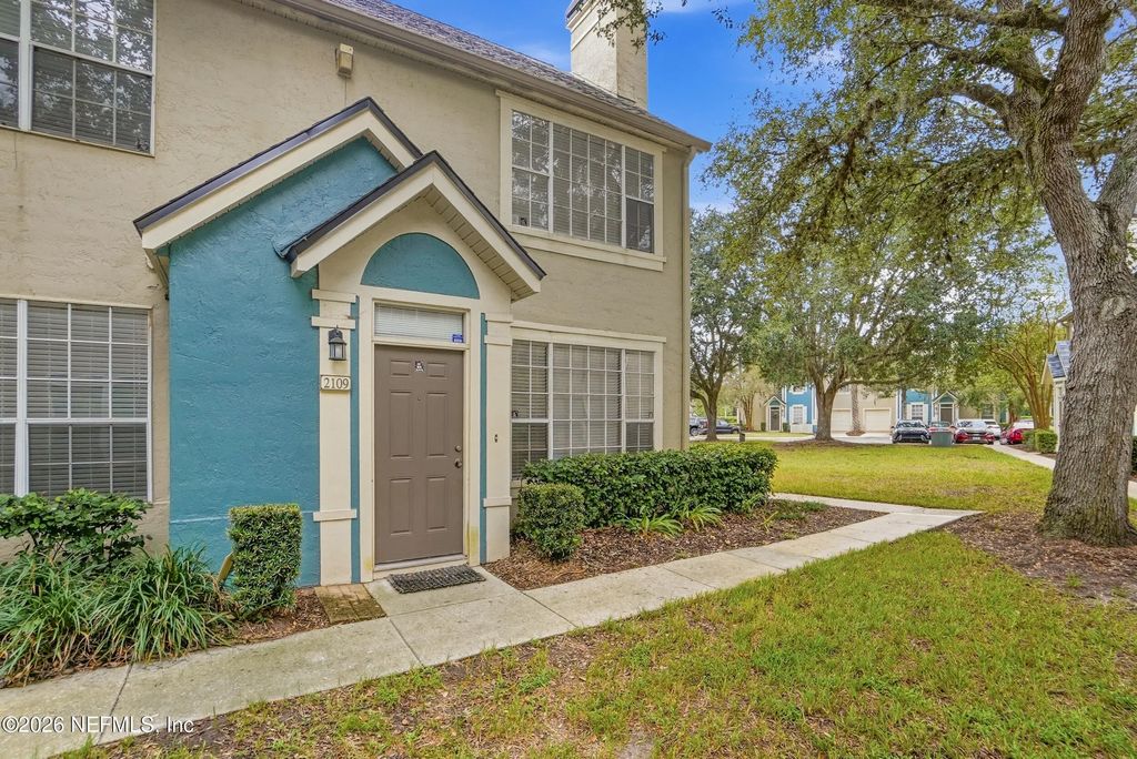 13703 N Richmond Park Drive N 2109, Jacksonville