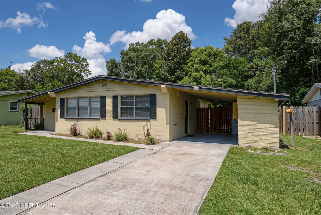 8067 Santillo Drive, Jacksonville