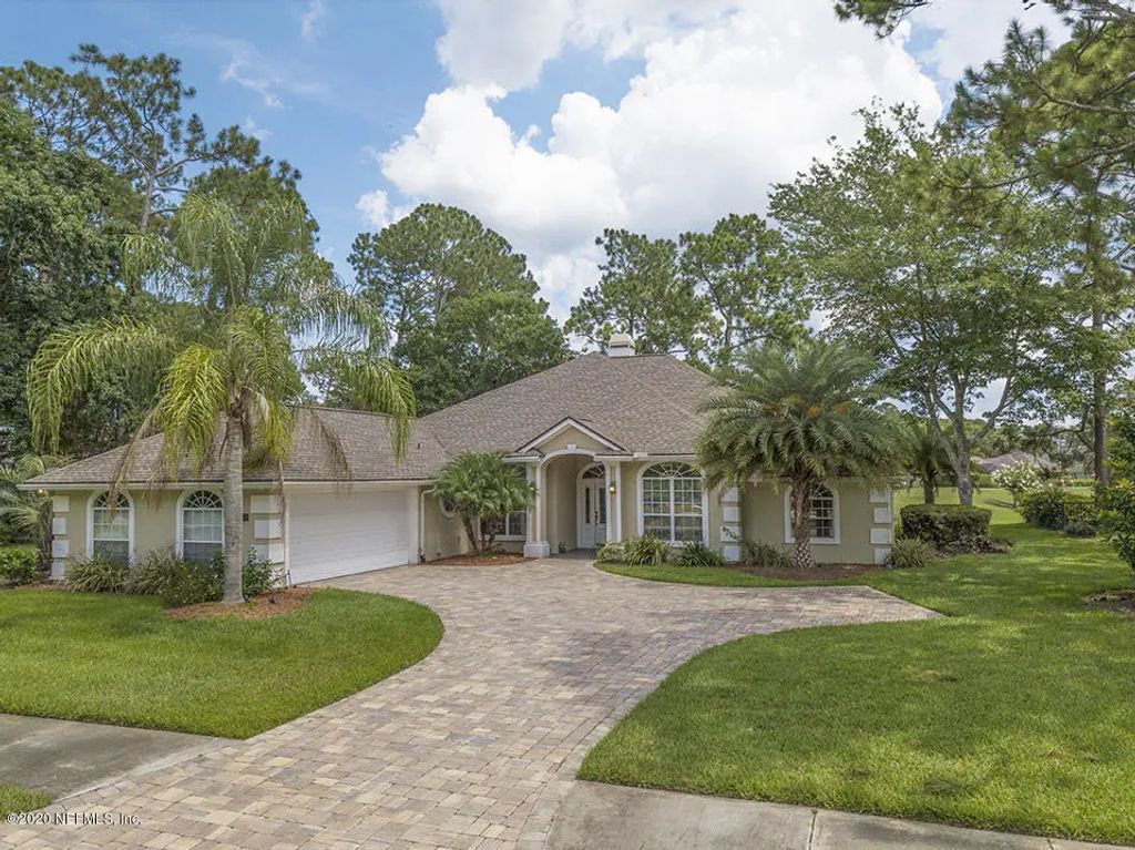 12980 Biggin Church Road S, Jacksonville