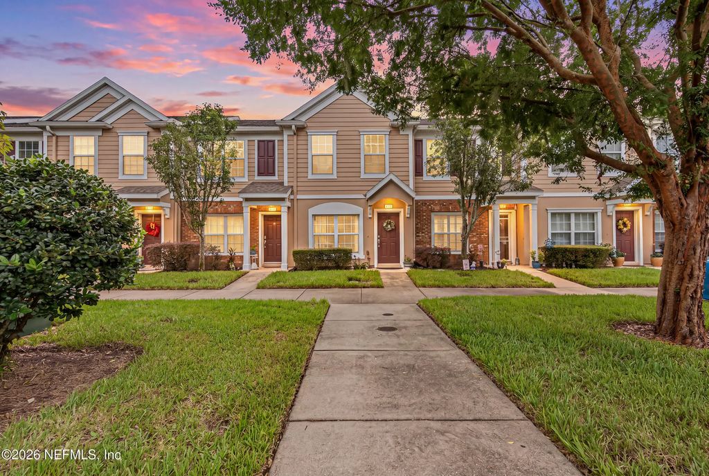 8105 Summer Cove Court, Jacksonville