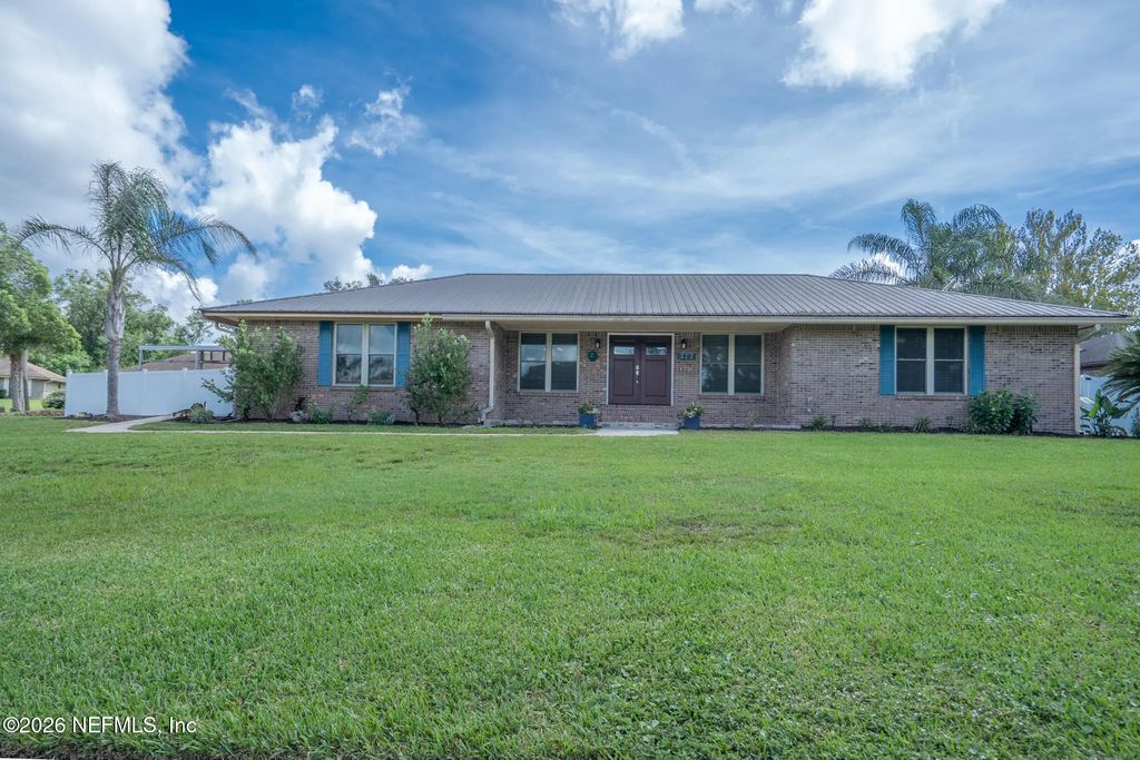377 Foxridge Road, Orange Park