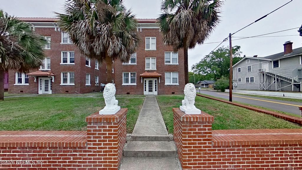 2619 College Street 6, Jacksonville