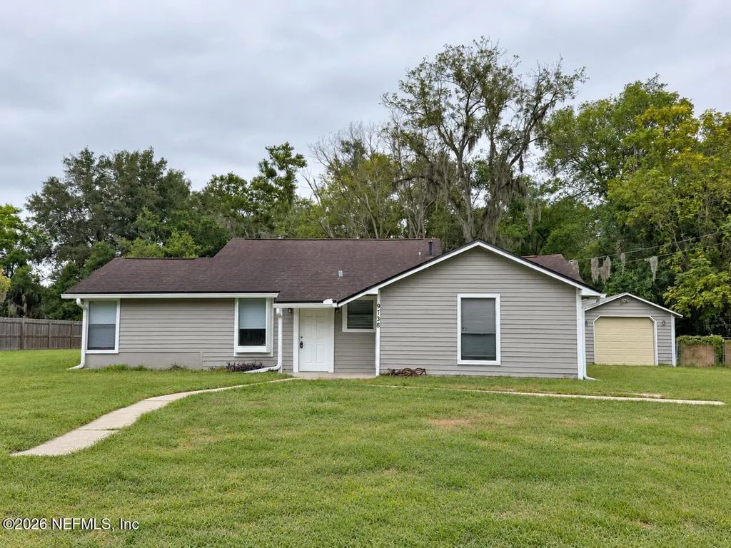 9738 Eisenhower Road, Jacksonville