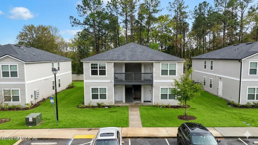 7638 Mailes Court 101,102,201,202, Jacksonville