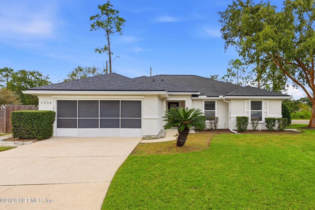 1204 Summit Oaks Drive W, Jacksonville