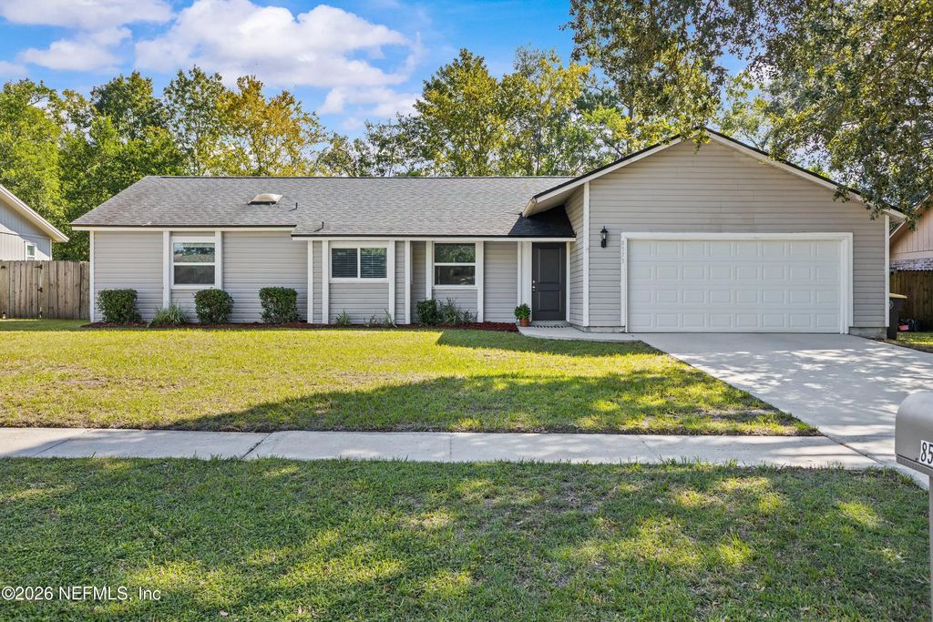 8573 Blackberry Lane E, Jacksonville