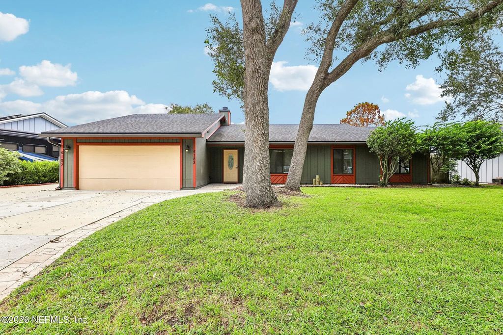 5183 Pond View, Jacksonville