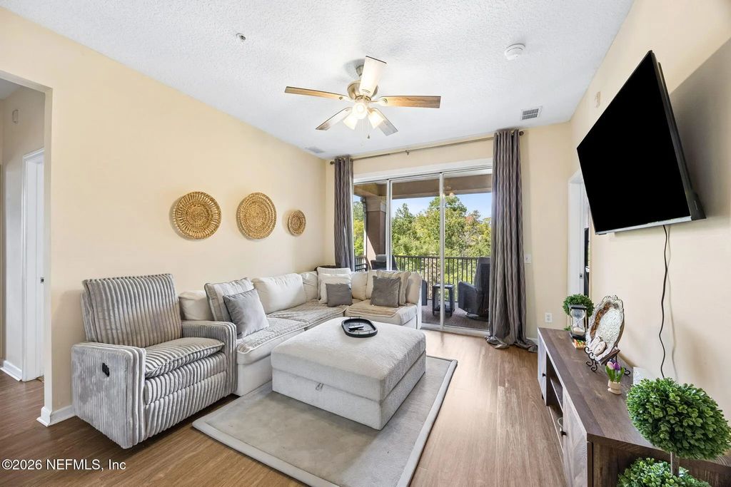 8601 Beach Boulevard 1223, Jacksonville