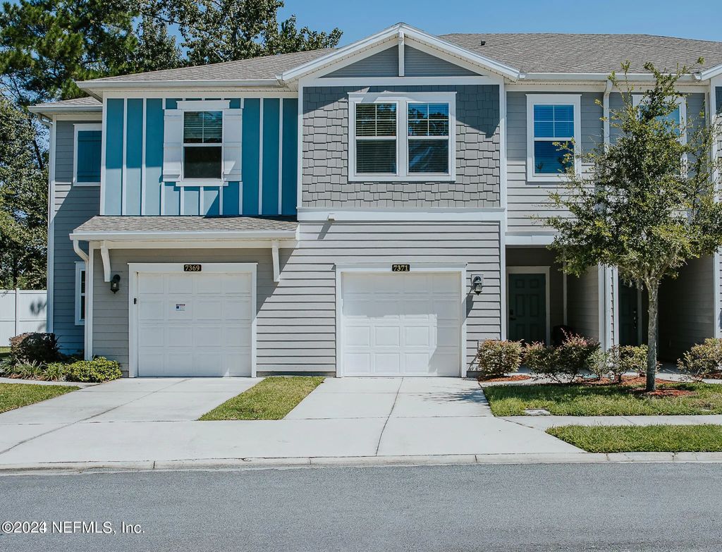 7371 Palm Hills Drive, Jacksonville