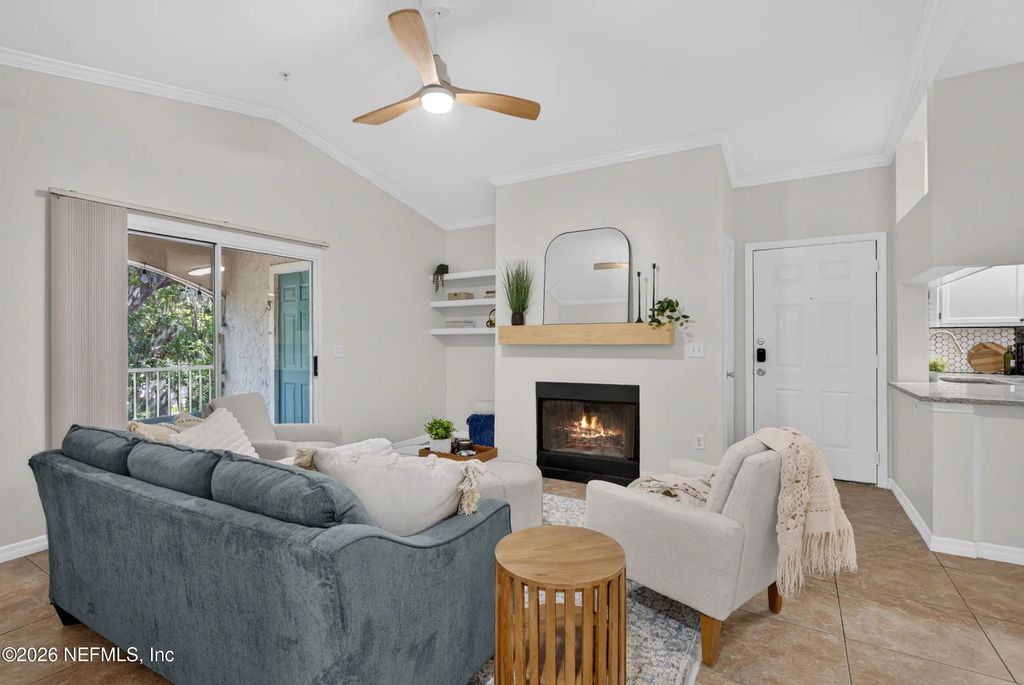 160 Veracruz Drive 436, Palm Valley