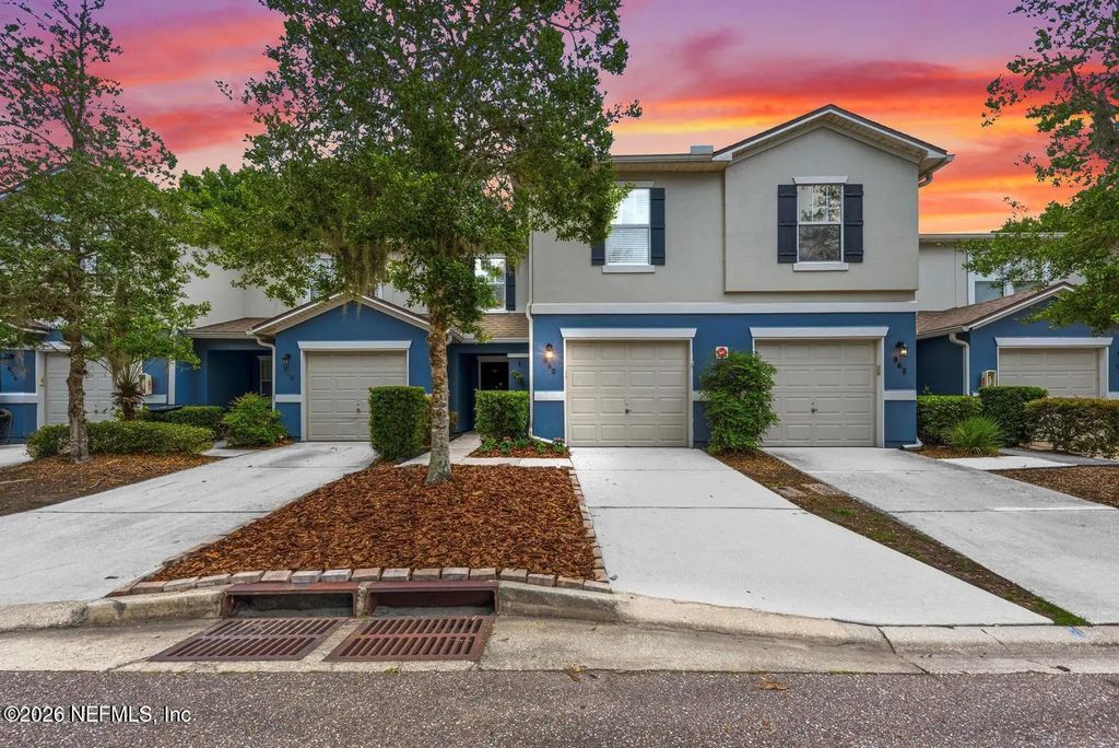 860 S Black Cherry Drive, St. Johns