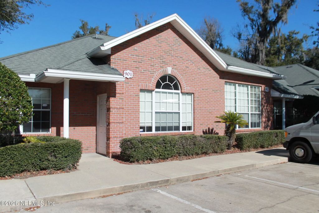 6817 Southpoint Parkway 901, Jacksonville