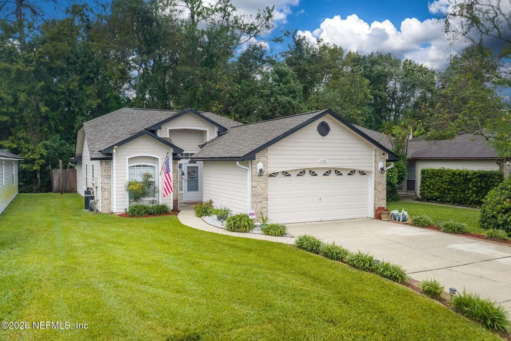 2786 Lantana Lakes Drive W, Jacksonville