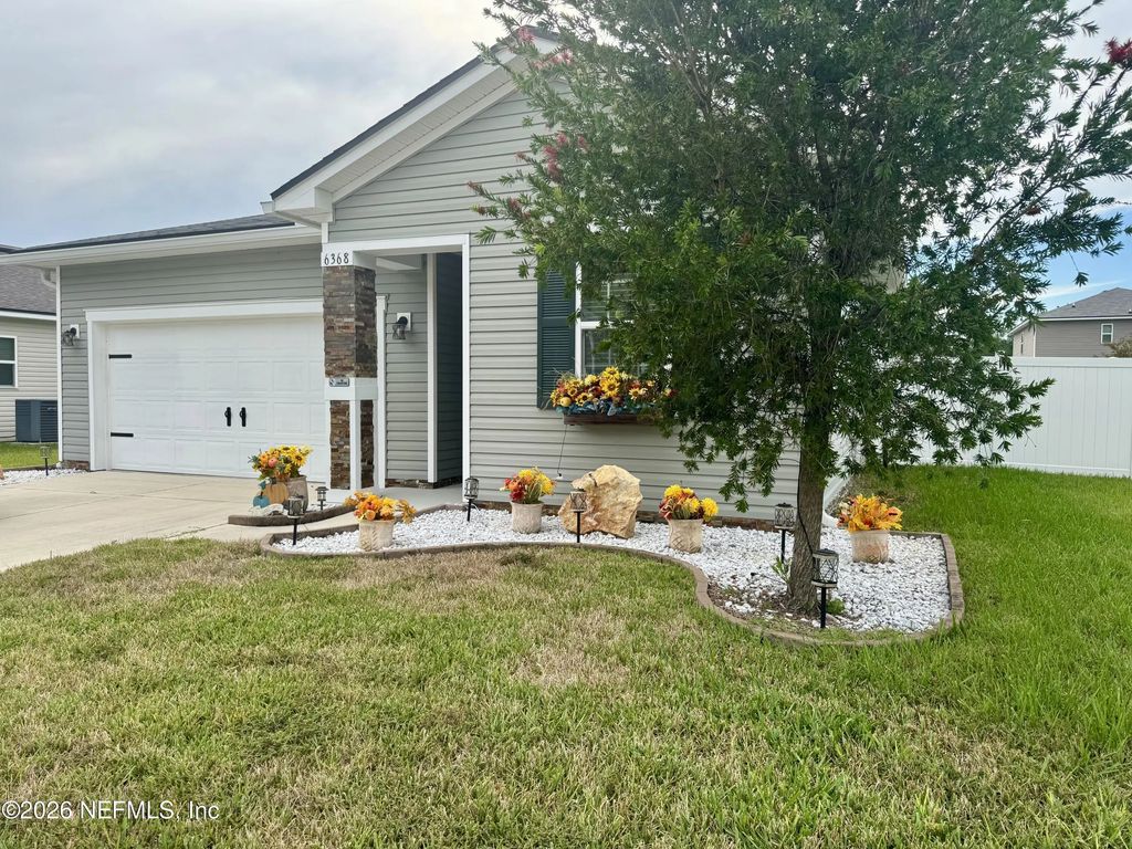 6368 Thatcher Lane, Jacksonville
