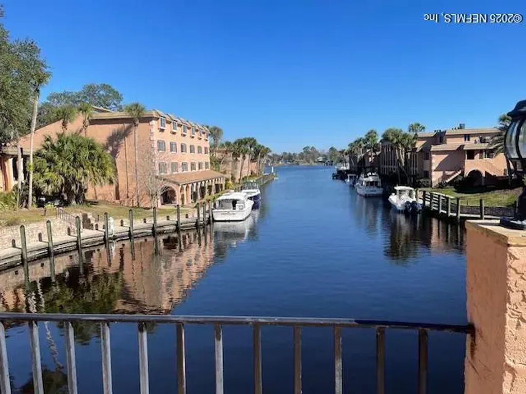 5375 Ortega Farms Boulevard 1010, Jacksonville