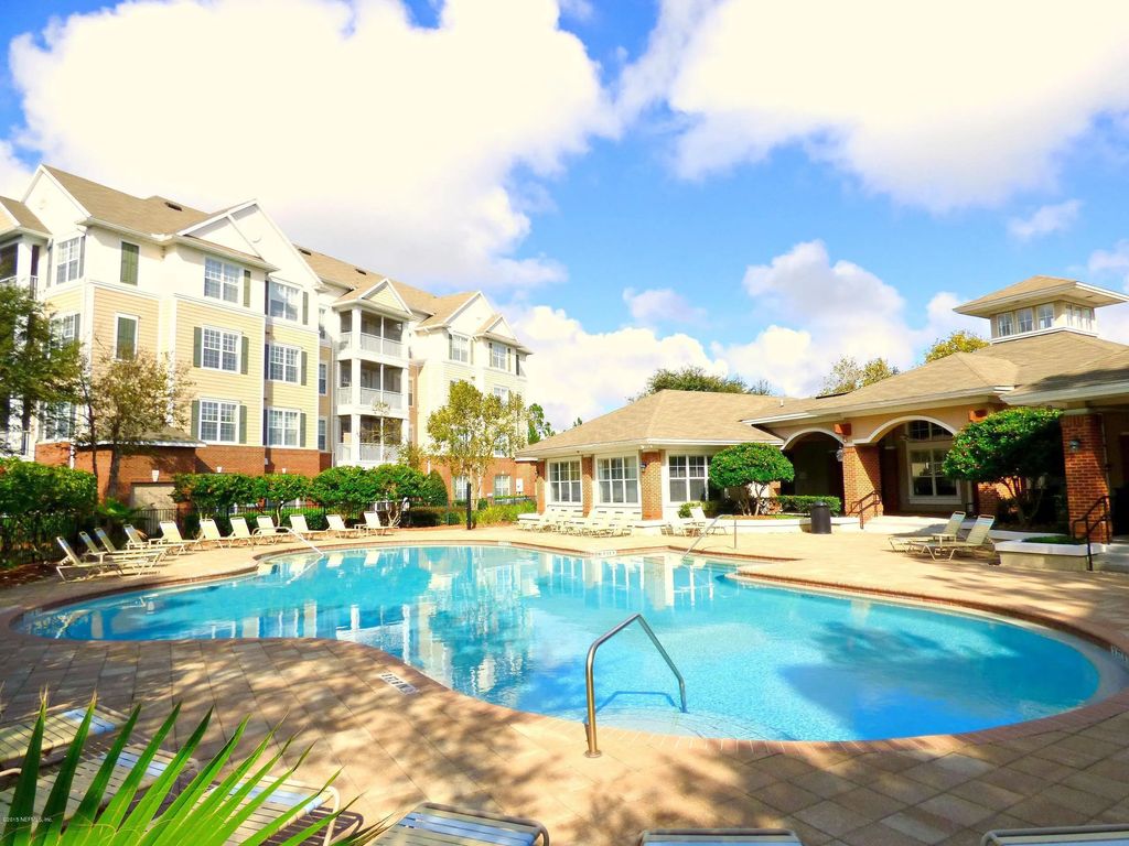 13364 Beach Boulevard 820, Jacksonville