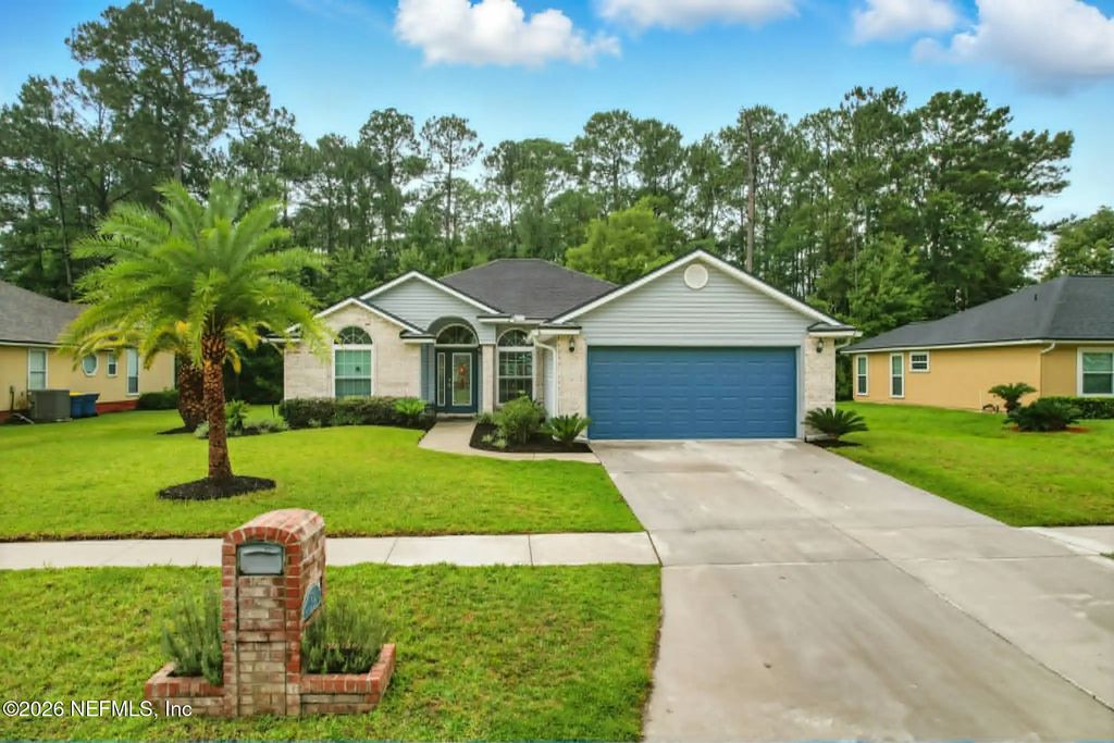 832 Heritage Lakes Drive, Jacksonville