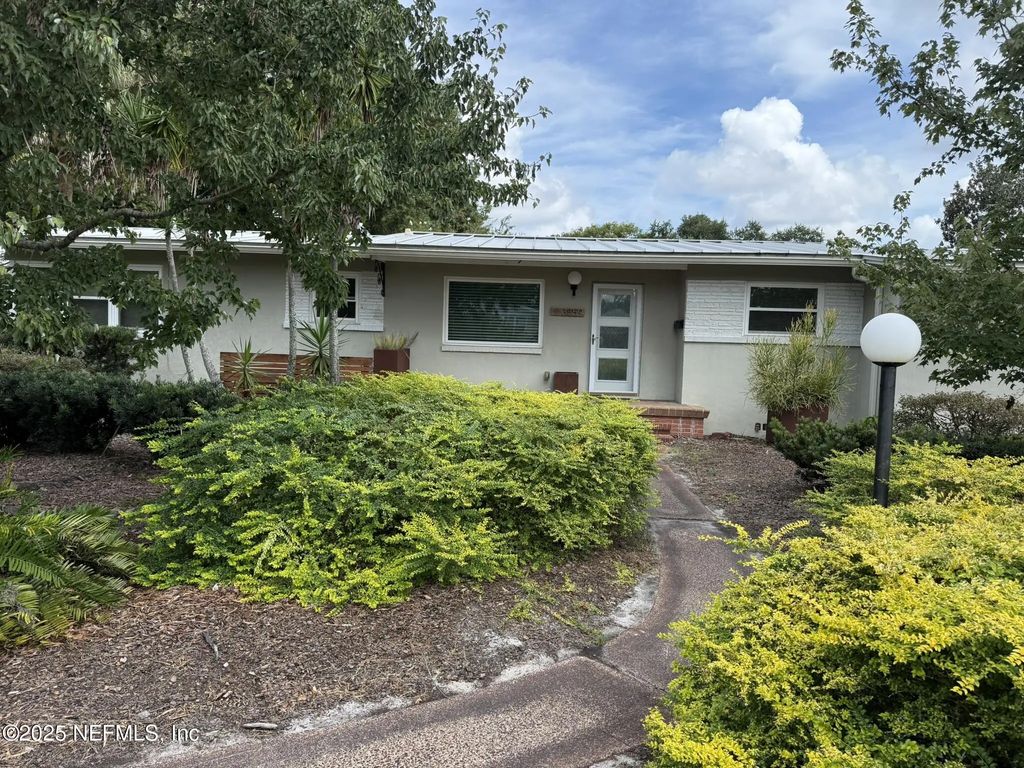 3859 Via De La Reina, Jacksonville