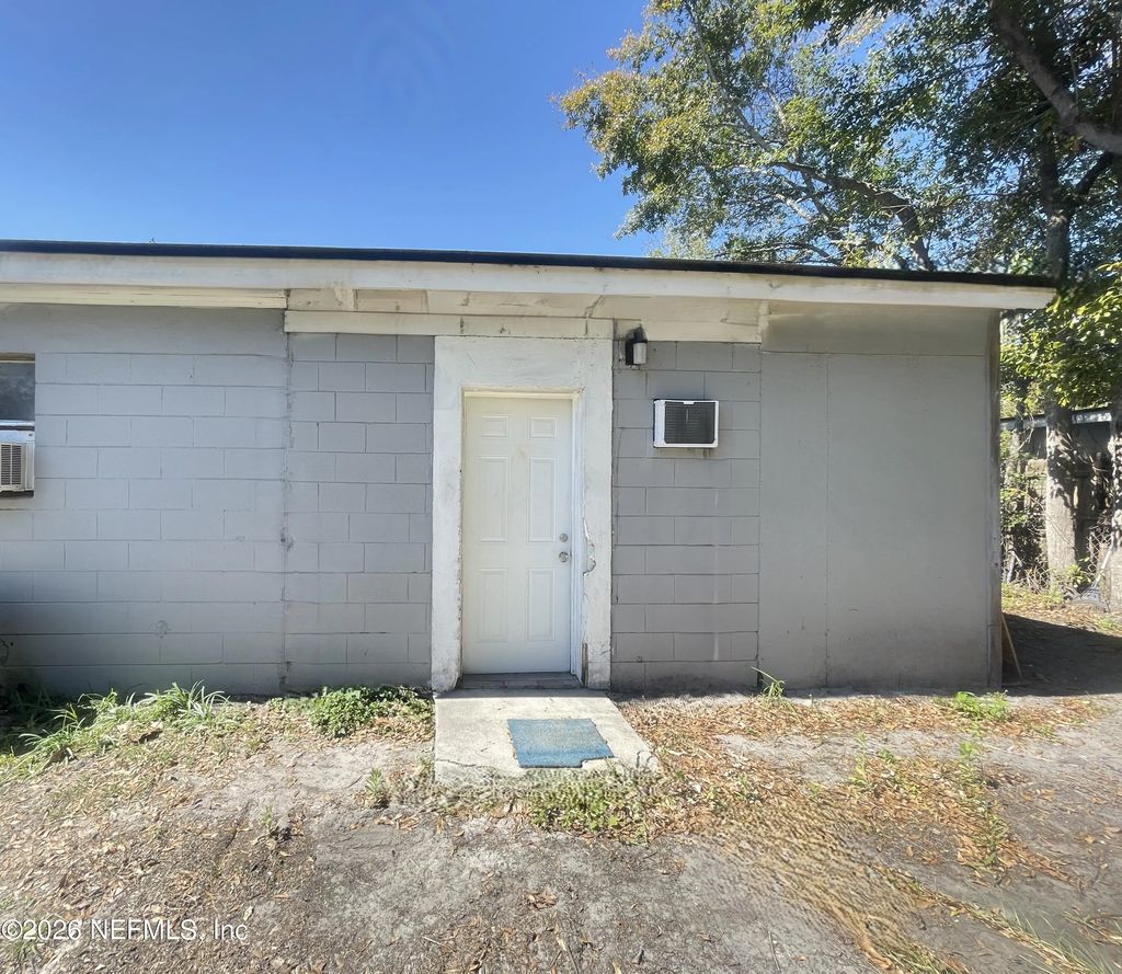 10603 E Briarcliff Road, Jacksonville