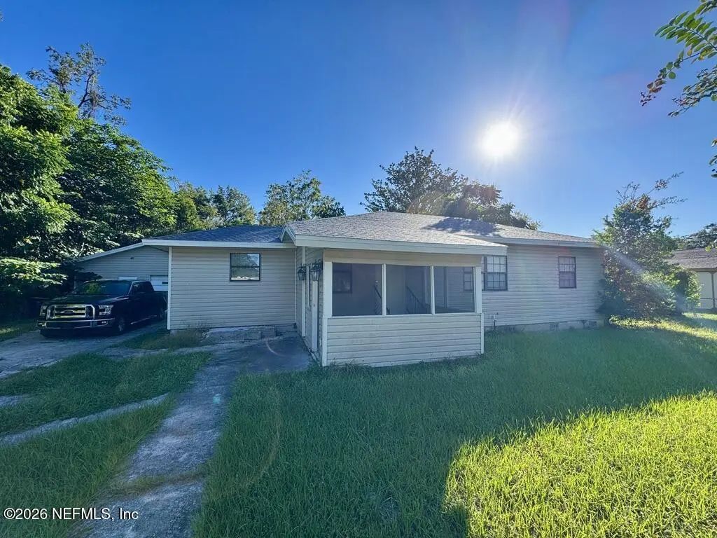 9023 Jackson Avenue, Jacksonville