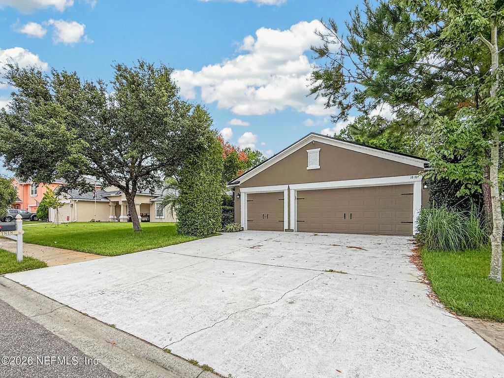 1818 Hollow Glen Drive, Middleburg