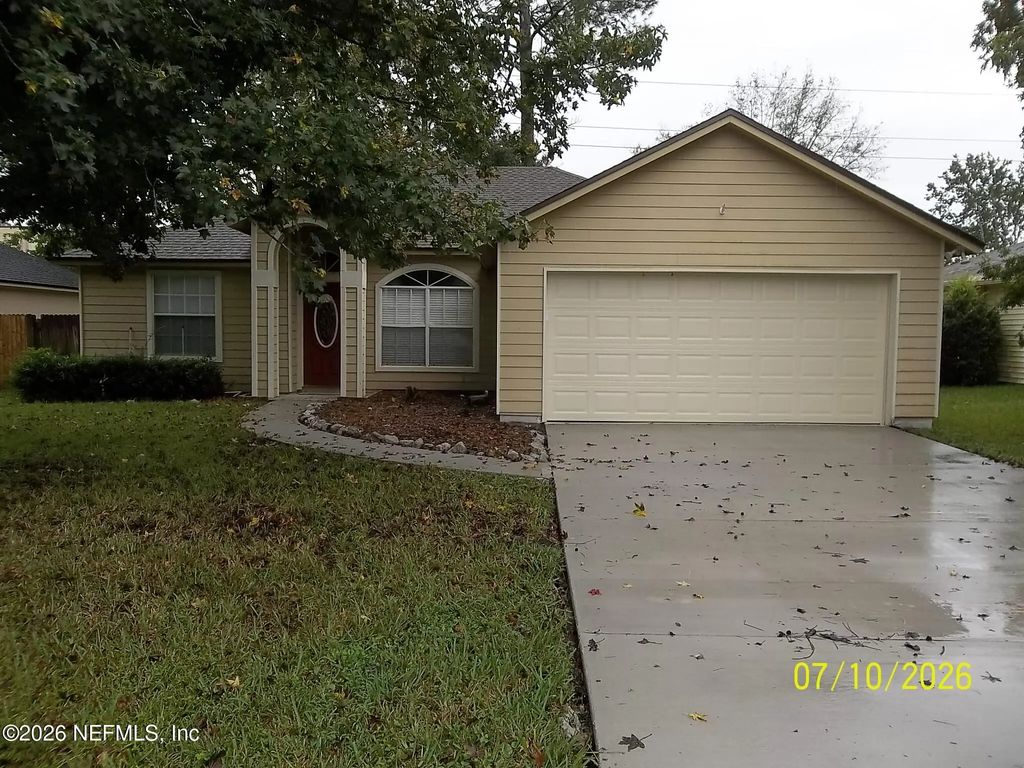 2921 College Park Drive, Middleburg