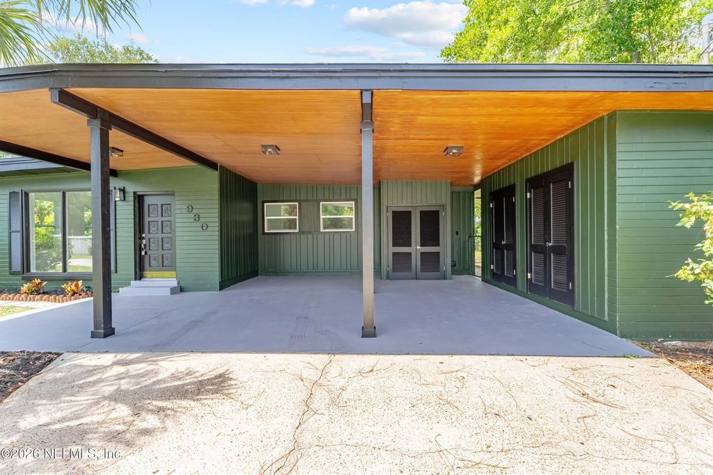 930 Middleton Road, Jacksonville