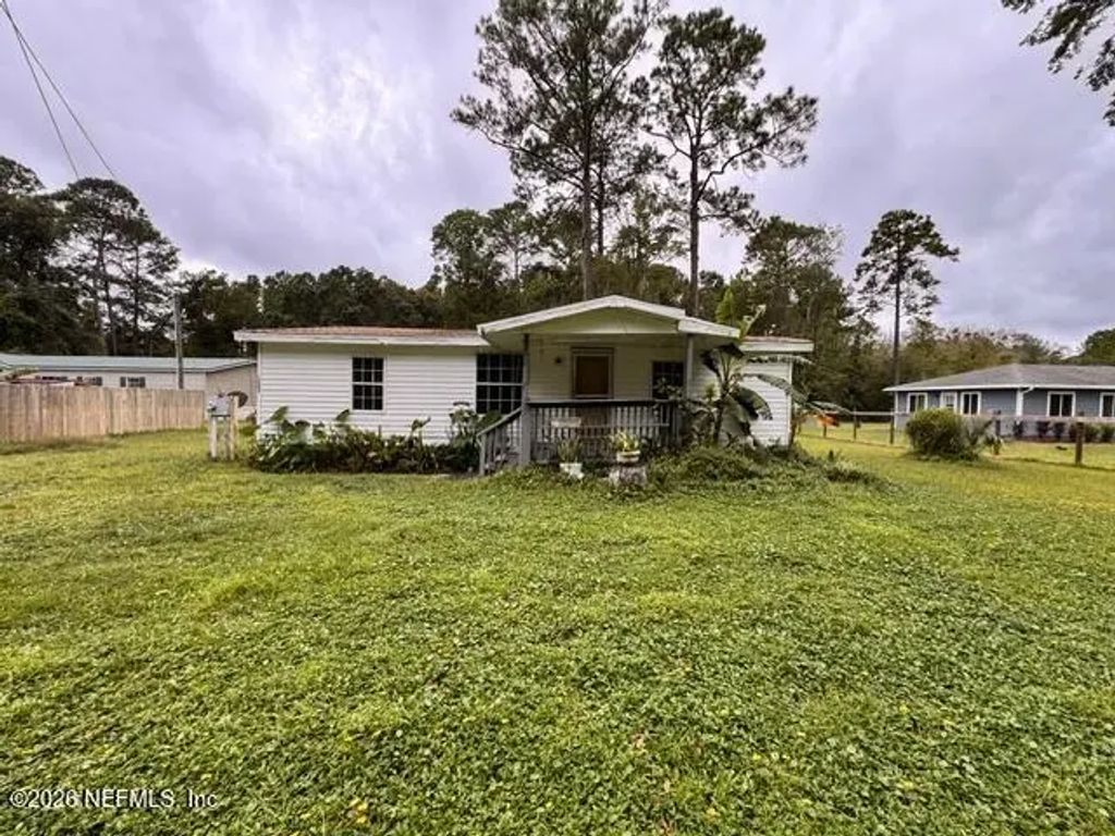 13542 W 1st Street W, Jacksonville