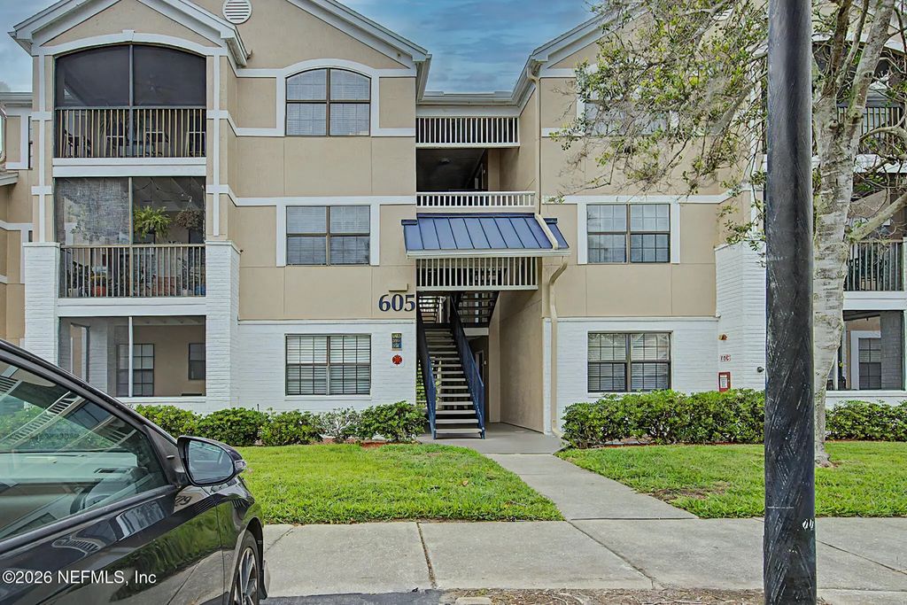 605 Boardwalk Drive 336, Palm Valley