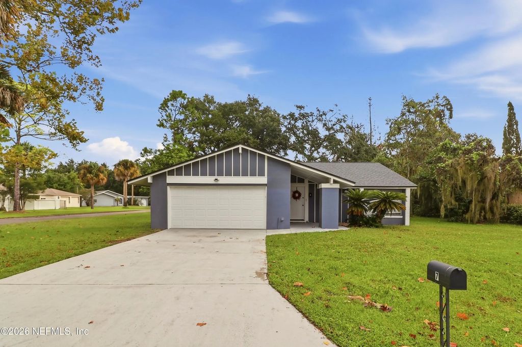 7 Carr Lane, Palm Coast